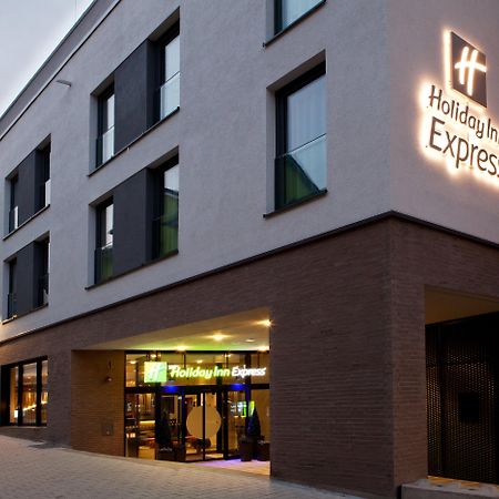 Holiday Inn Express - Goeppingen By Ihg Екстер'єр фото