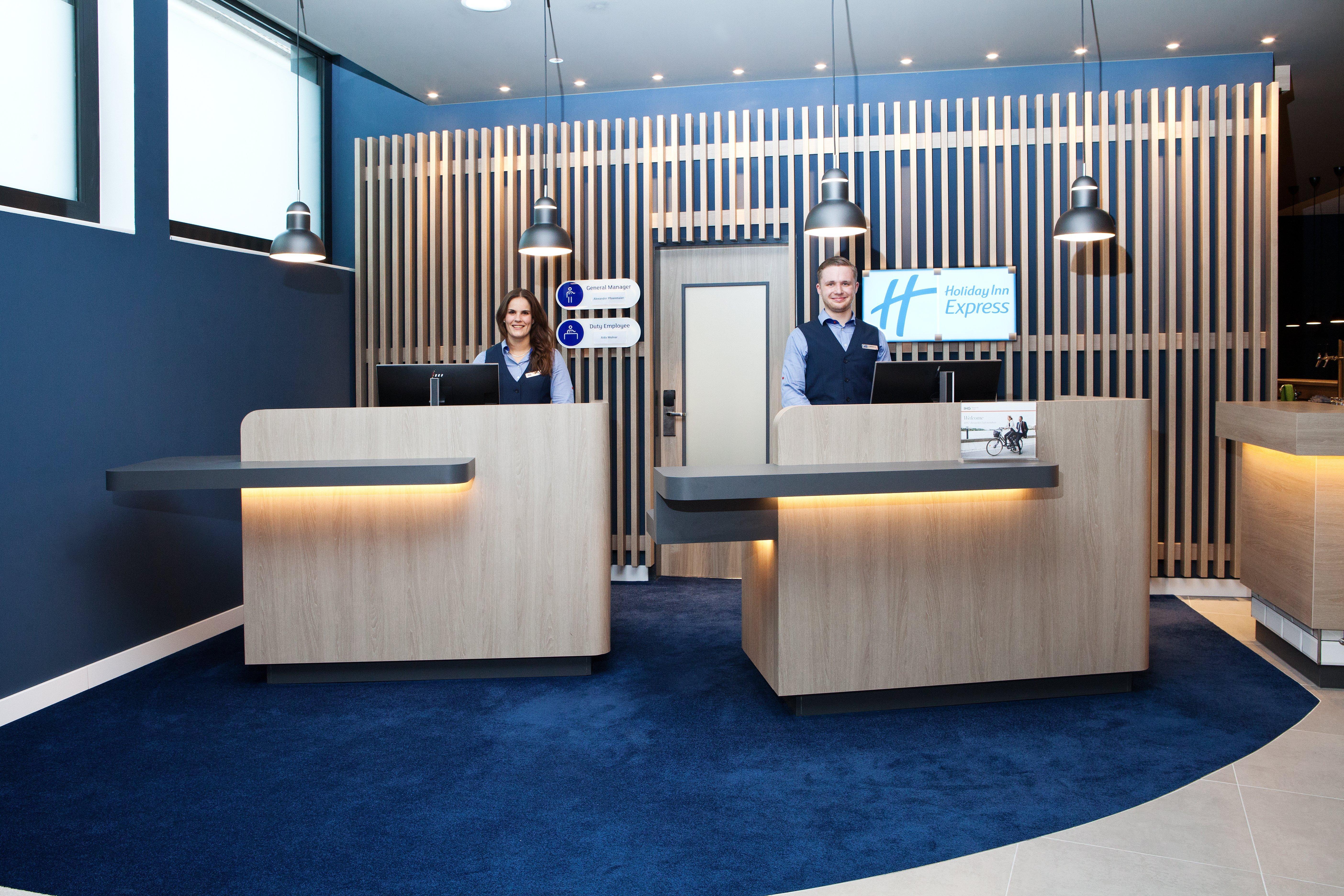 Holiday Inn Express - Goeppingen By Ihg Екстер'єр фото