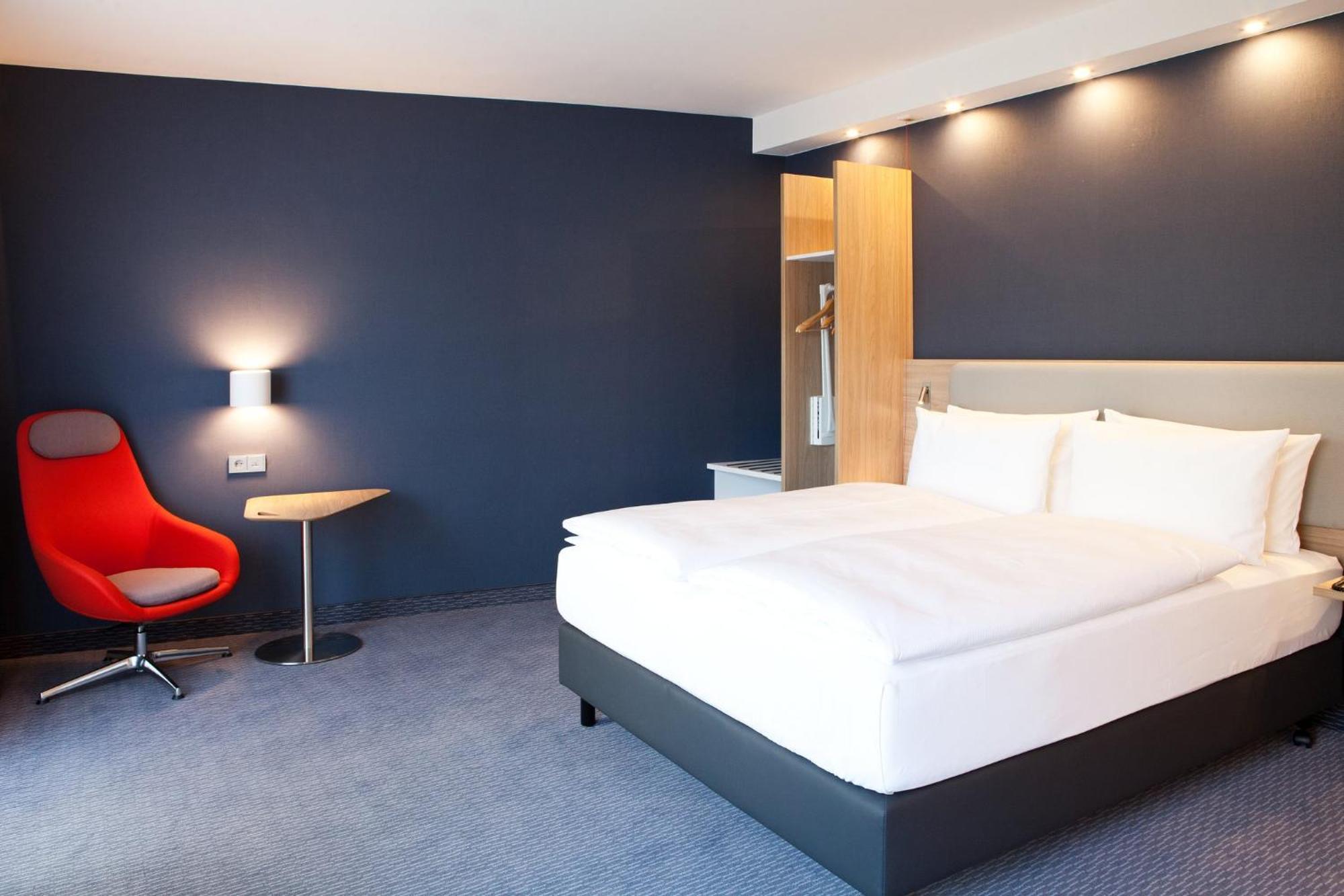 Holiday Inn Express - Goeppingen By Ihg Екстер'єр фото