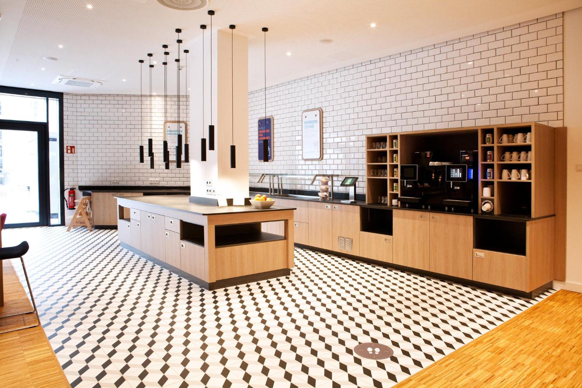 Holiday Inn Express - Goeppingen By Ihg Екстер'єр фото